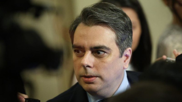 Финансовият министър в оставка Асен Василев разкри каква е причината